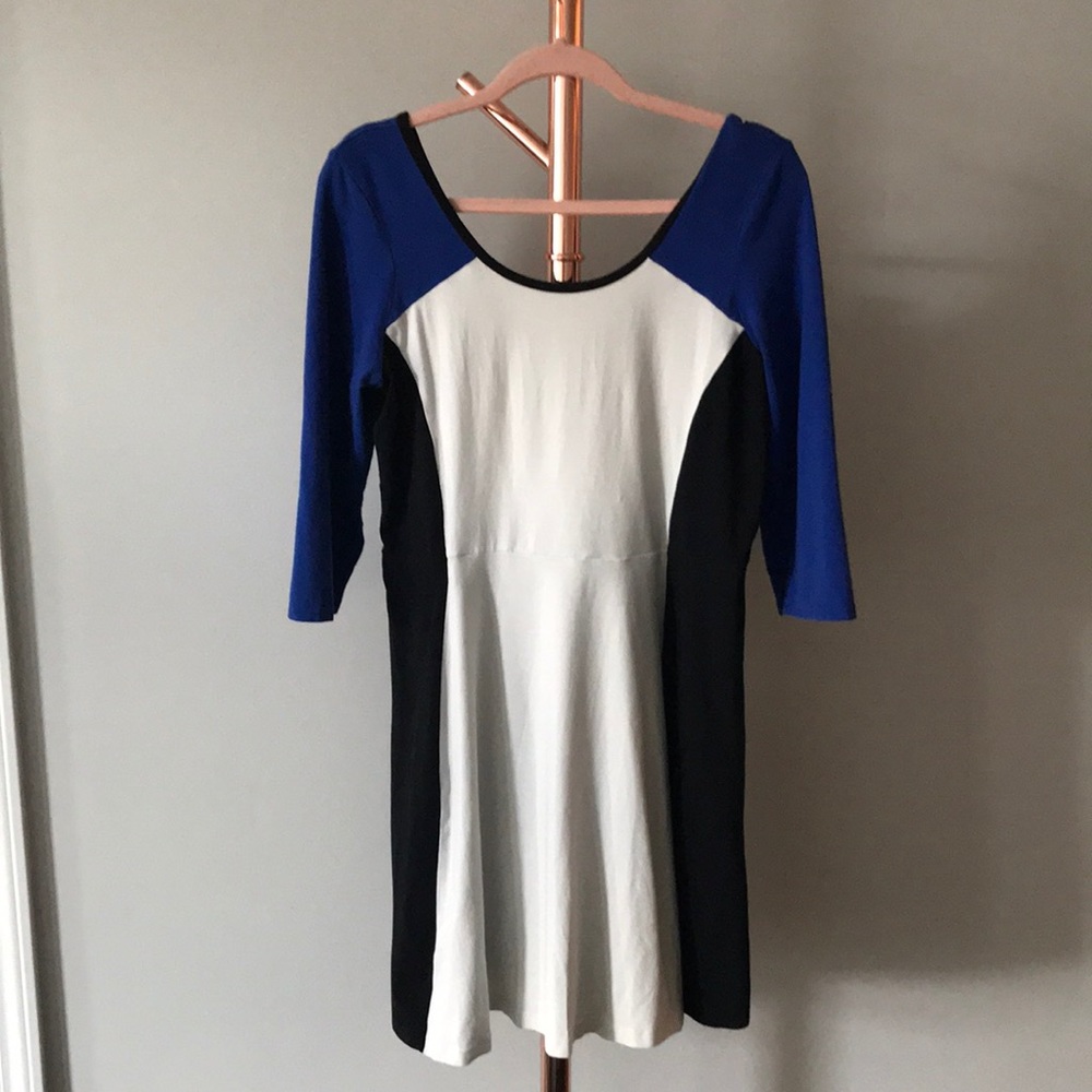 EUC Express colorblock dress